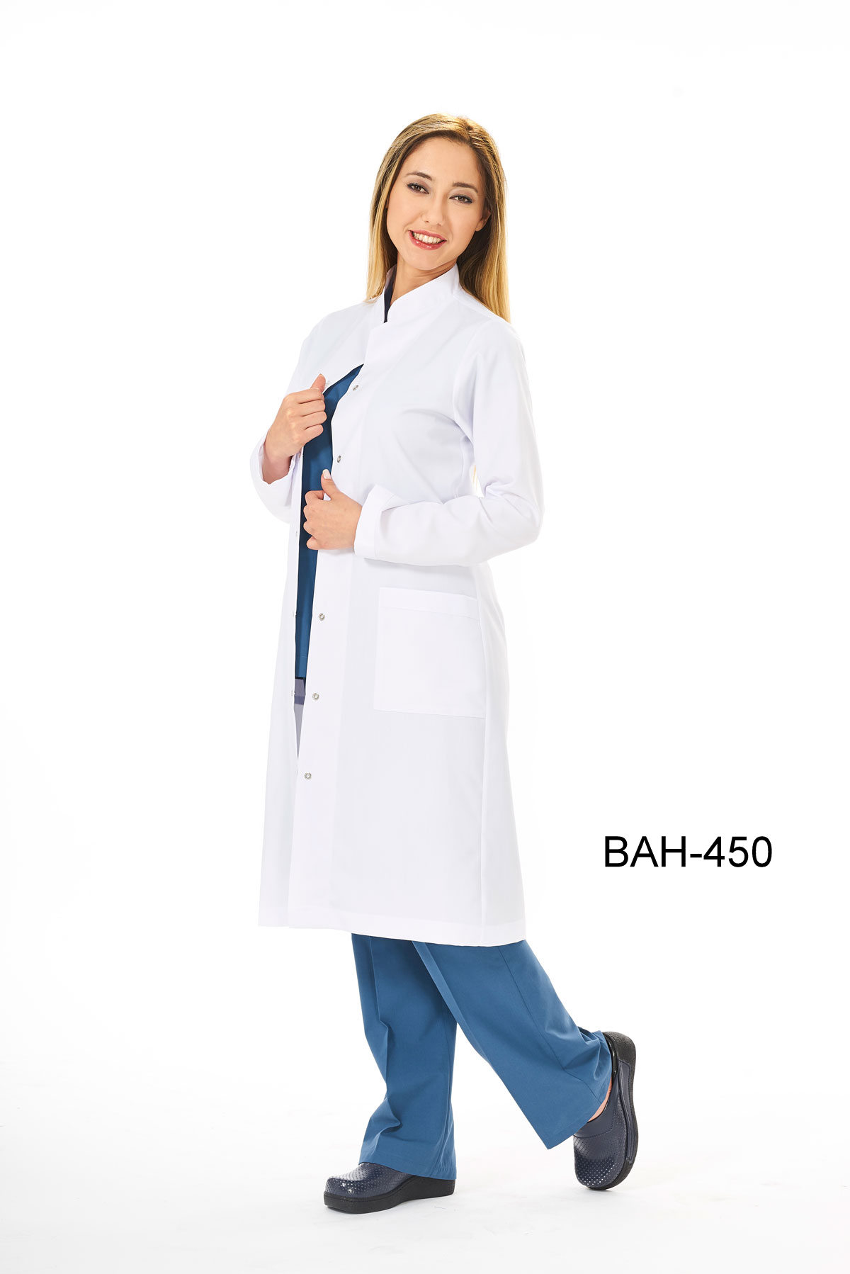 Maxi Boy, Hakim Yaka, Doktor Önlüğü